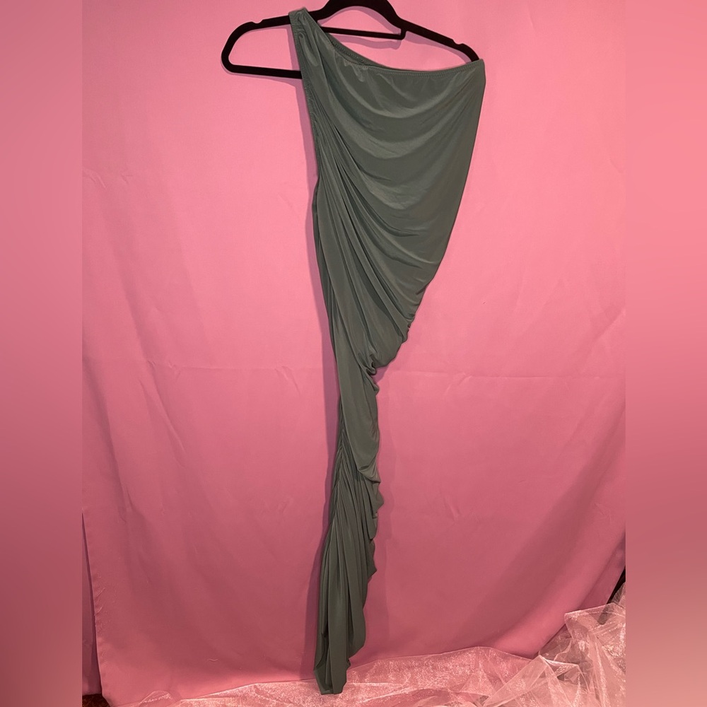 Norma Kamali One Shoulder Ruched Dress - M